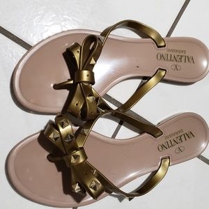 Valentino rockstud flip flop